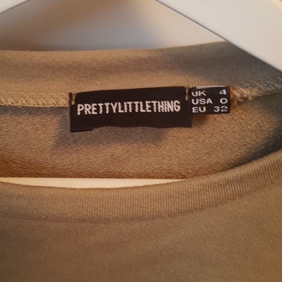 Pretty little thing cropped sweater size US 0 - Picture 3 of 4